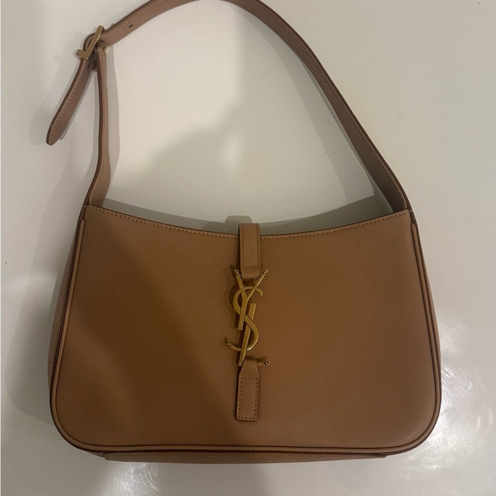 Yves Saint Laurent Beige Leather Shoulder Bag - Picture 4 of 5